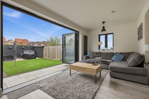 Photo 15- click for photo gallery